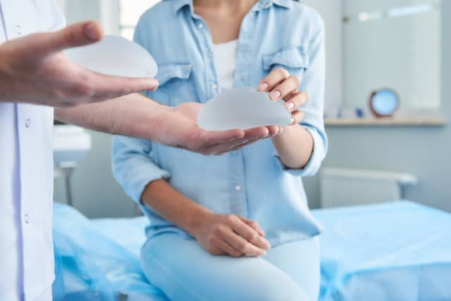 are breast implants safe?